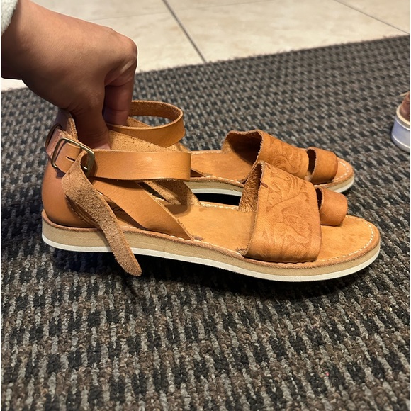 Sandals - Picture 2 of 2